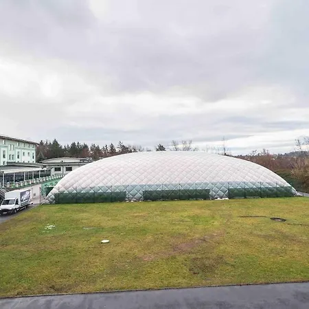 Parkview 52m2 * 比尔森